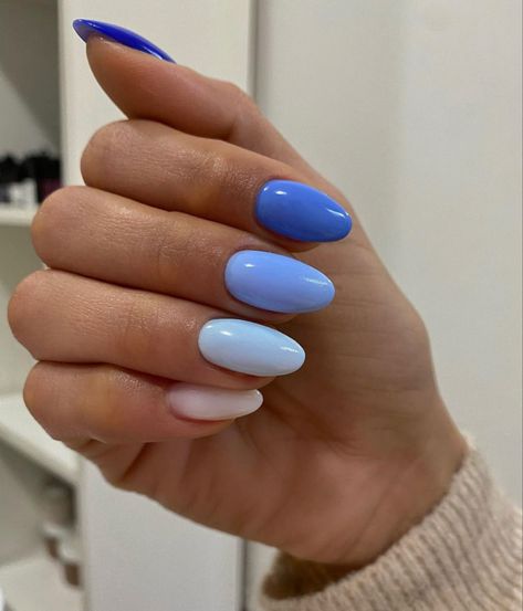 Shade Nails Different, Different Colour Blue Nails, Shades Of Blue Nail Polish, Fading Blue Nails, White To Blue Nails, Blue Color Nails Design, Blue Nails Multicolor, Multiple Blue Nails, Blue Tone Nails