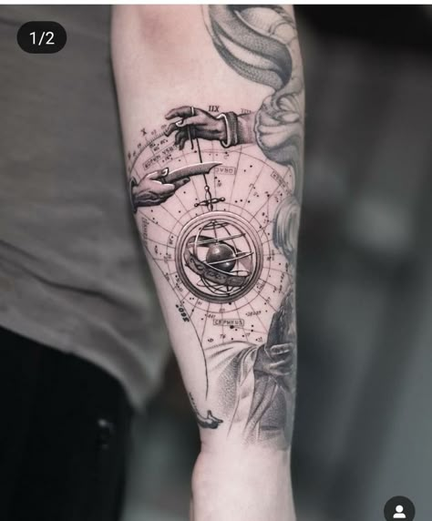 Greek Sculptures, Ink Tattoo Design, Geometric Tattoo Sleeve Designs, Astronomy Tattoo, Geometric Objects, Red Tattoo Ideas, Mangas Tattoo, Red Ink Tattoo, Tatuagem Masculina Pequena