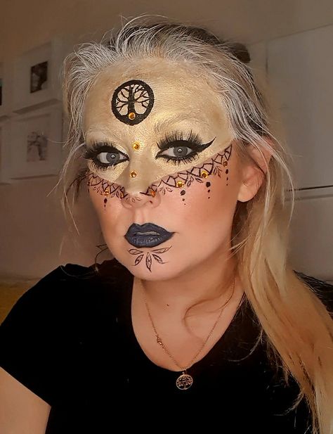 High Priestess themed makeup look Makeup Inspiration, Halloween Face, Face Makeup, Halloween Face Makeup, Makeup Looks, Makeup