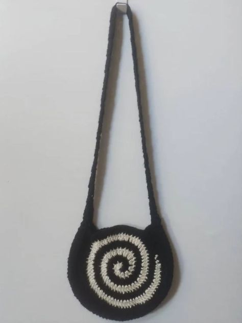 handmade crochet small black and white crossbody over the shoulder bag Black crochet bag #blackcrochetbag #crochet #crochetbag #crochetbags 15.577 Crochet Small Bag, Crochet Wallet, Over The Shoulder Bag, Crochet Black, Bags Pattern, Over The Shoulder Bags, Fun Crochet Projects, Diy Crochet Projects, Shoulder Bag Black