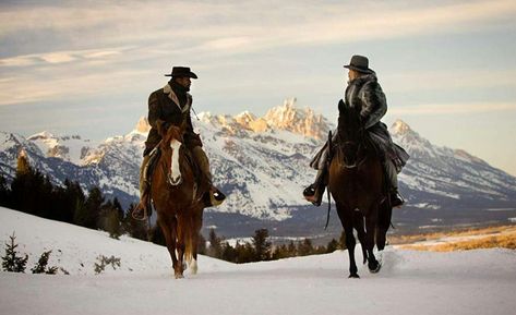 Popcorn Movies, Cowboy Films, Quentin Tarantino Movies, Django Unchained, Cowboy Aesthetic, Black Cowboys, Christoph Waltz, Perspective Photography, Western Film