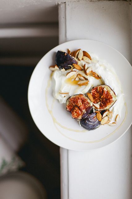 Beautiful Food Photography, Food Photography Inspiration, Holy Trinity, Food Plating, Beautiful Food, Food Photo, Granola, Food Inspiration, Breakfast Brunch