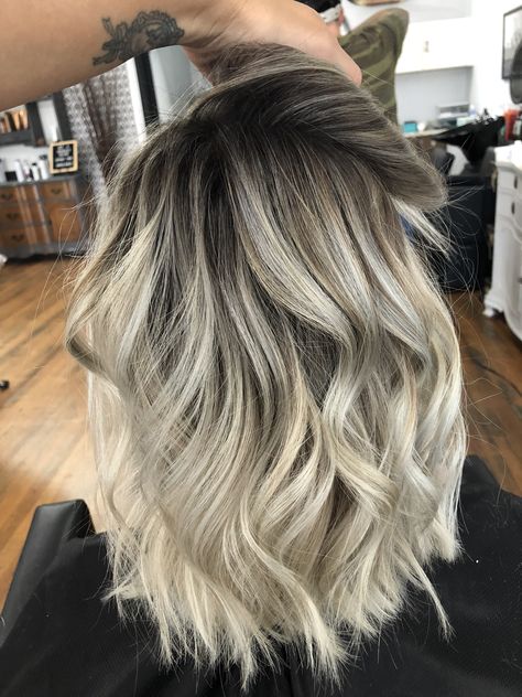 Shoulder Length Balayage, Shoulder Length Hair Balayage, Mid Length Blonde Hair, Balayage Hair Blonde Medium, Medium Length Blonde Hair, Shoulder Length Blonde, Medium Length Blonde, Mid Length Blonde, Blond Balayage