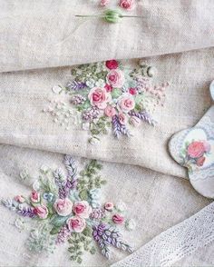 Shabby Chic Embroidery, Chic Embroidery, Floral Embroidery Patterns, Pola Sulam, Brazilian Embroidery, Japanese Embroidery, 자수 디자인, Silk Ribbon Embroidery, Flower Embroidery Designs