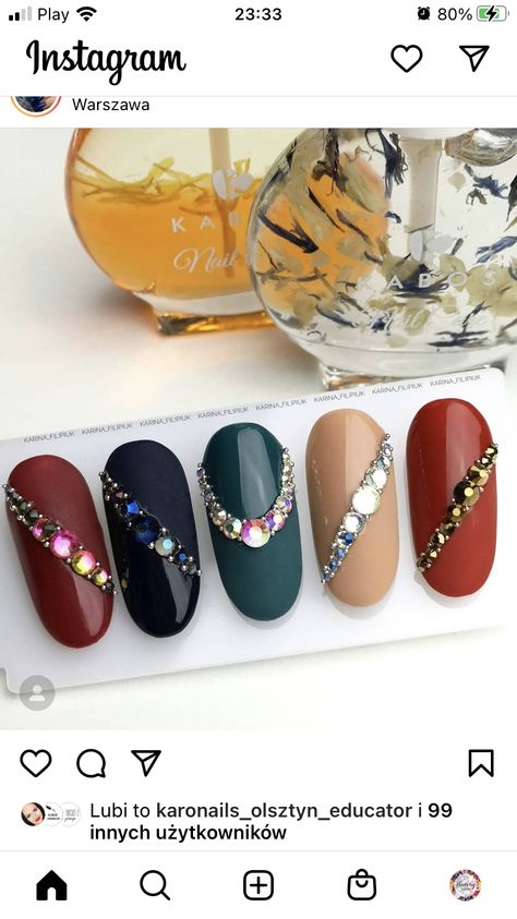 Nail Designs Stones, Swarovski Nails Designs Simple, Nail Stones Design, Nail Art Diamonds, Nail Art Designs With Stones, Nail Art Gems, Nail Designs With Stones, Nail Art Crystals Rhinestones, Stone Nail Art Design