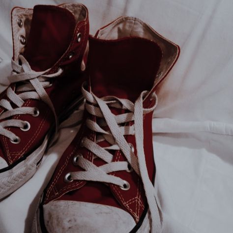 @𝒗𝒂𝒔𝒈𝒖𝒆𝒕𝒕 The Flash Barry Allen, Converse Shoes High Top, Jon Kent, Robin Buckley, Flash Barry Allen, Converse Platform, Max Mayfield, Wally West, Young Avengers