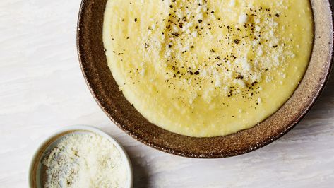 Make this cheesy, peppery polenta recipe in an Instant Pot, pressure cooker, or the regular way. It's a comforting weeknight winner, especially in winter. Cooking Risotto, Easter Side Dishes, Polenta Recipes, Cereal Recipes, Quick Cooking, Pressure Cooker Recipes, Polenta, Food Menu, Om Nom