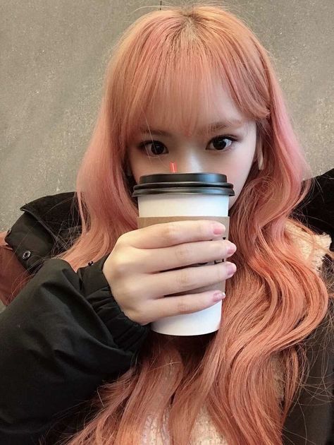 𝐶ℎ𝑎𝑒𝑤𝑜𝑛 𝑃𝑀 ❤︎ Pink Hair, A Woman, On Twitter, Coffee, Twitter, Hair, Pink, Black