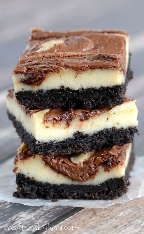 Love Nutella? You will go crazy for these amazing Nutella Cheesecake Bars. So yummy! Nutella Cheesecake Bars, Nutella Bar, No Bake Nutella Cheesecake, Nutella Recipes Easy, Nutella Desserts, Nutella Cheesecake, Cheesecake Bar Recipes, Nutella Recipes, Köstliche Desserts