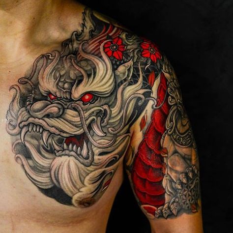 Dragon Tattoo Chest, Dragon Tattoos For Men, Tattoo Lion, Samurai Tattoo Design, Japanese Dragon Tattoo, Sak Yant Tattoo, Cool Arm Tattoos, Crazy Wallpaper, Samurai Tattoo