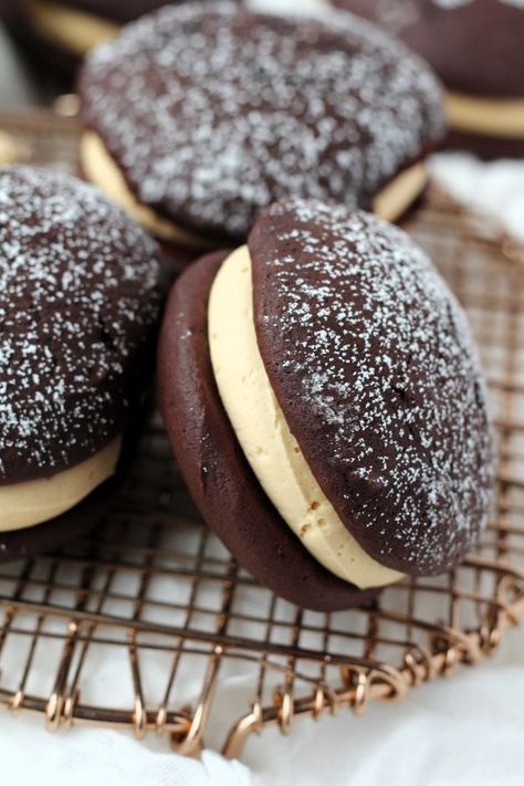 Chocolate Peanut Butter Whoopie Pies Peanut Butter Whoopie Pies, Whoopie Pie Filling, Treats Table, Fluffy Chocolate Cake, Pie Dip, Whoopie Pie, Thanksgiving 2024, Mini Sandwiches, Peanut Butter Frosting