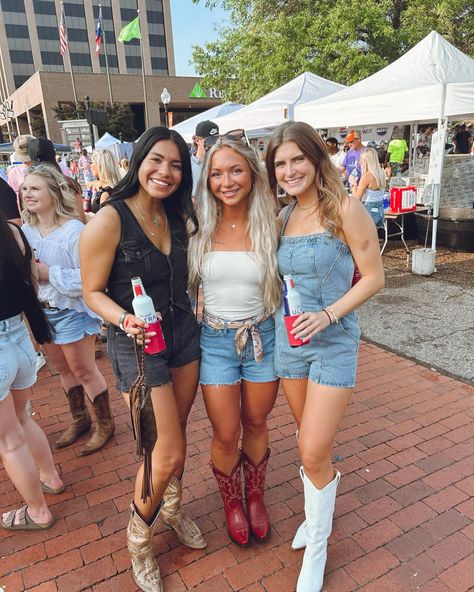 red dirt in my red boots 🤠 Red Cowgirl Boots Outfit, Cowboy Girl Outfits, Red Cowboy Boots Outfit, Outfit Vaquero, Red Cowgirl Boots, Cowboy Boots Outfit, Cowgirl Boots Outfit, Red Cowboy Boots, Cowgirl Style Outfits