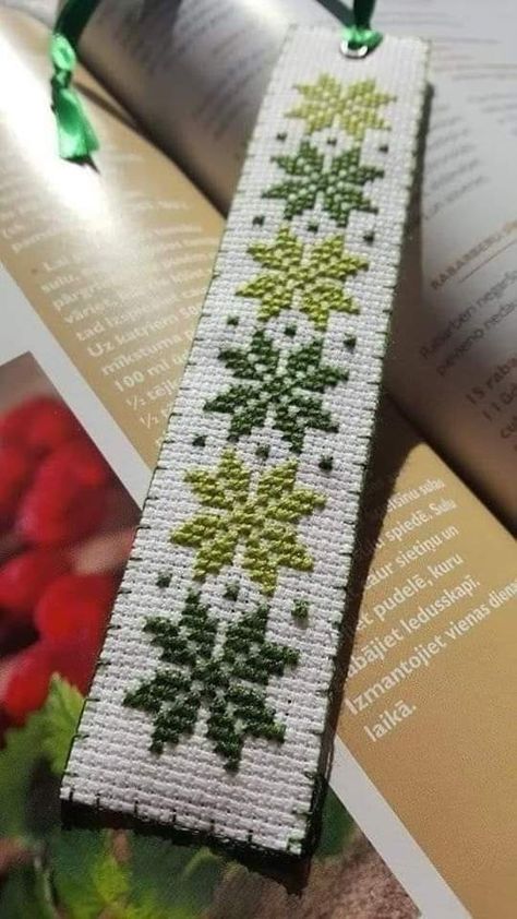 Cross Stitch Bookmark, Stitch Bookmark, Penanda Buku, Cross Stitch Border Pattern, Cross Stitch Geometric, Cross Stitch Pillow, Flower Bookmark, Cross Stitch Books, Pola Kristik