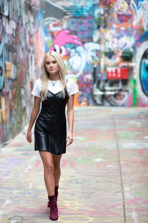 Ann Arbor Senior Pictures in Graffiti Alley | Lori Page Photography | Ann Arbor Family, Newborn, Maternity & Senior Photographer Senior Pictures Edgy Outfit, Graffiti Alley Ann Arbor, Senior Pictures Cincinnati Ohio, Senior Graffiti Pictures, Senior Picture Ideas Rock N Roll, Urban Photo Shoot Outfits, Graffiti Model Photo Shoot, Artsy Senior Pictures Creative, Alley Poses