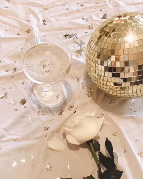 Disco ball champagne new years aftermath Disco Ball Champagne, Champagne Images, Gold Disco Ball, Champagne Birthday, Ball Dance, Bid Day Themes, Golden Birthday, Bid Day, 2024 Vision