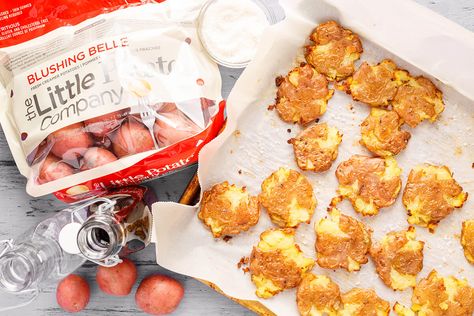 Salt and Vinegar Smashed Potatoes Blushing Belle Potato Recipe, Smashed Little Potatoes, Vinegar Potatoes, Salt And Vinegar Potatoes, Creamer Potatoes, Crispy Smashed Potatoes, Healthy Potatoes, Salt And Vinegar, Savory Herb