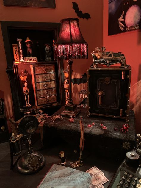 70s Goth Decor, Whimsical Gothic Decor Bohemian, Romantic Goth Room, Gothic Maximalism, Whimsigothic Bedroom, Whimsical Gothic, Maximalist Home Decor, Witchy House, Decor Bedroom Ideas