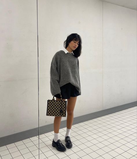 Prada Loafers Outfit, Tokyo Winter Outfit, Platform Loafers Outfit, Loafer Outfits Women, Loafers For Women Outfit, Tokyo Outfits, Prada Loafers, Loafers Outfit, Super Rich