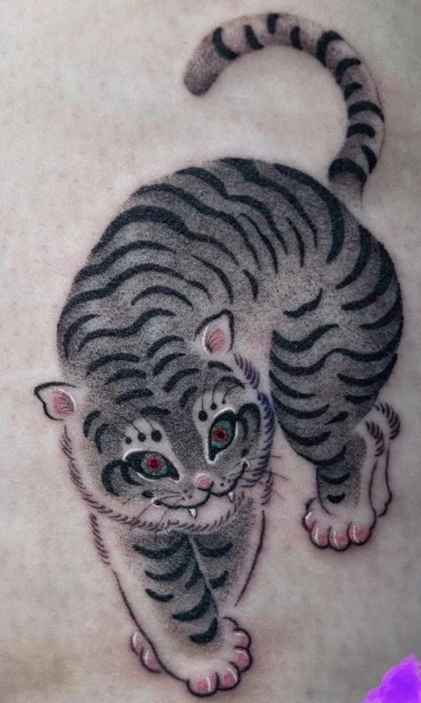 Small Tiger Tattoo, Japanese Tiger, Cute Tats, Asian Tattoos, Japanese Tattoo Designs, Japanese Tattoo Art, Tiger Art, Tiger Tattoo, Dope Tattoos