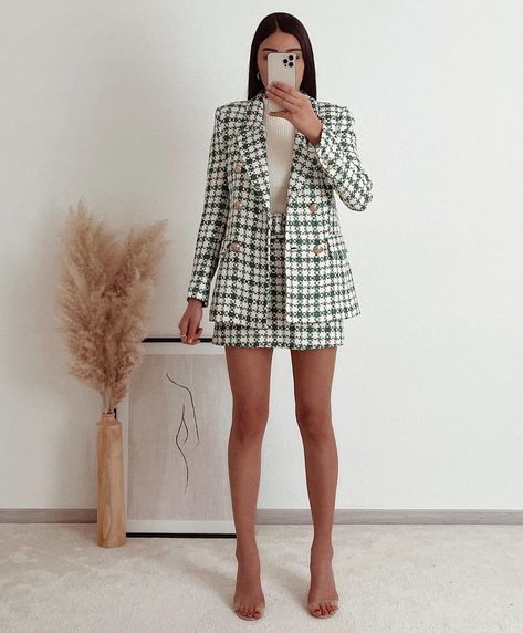 Tweed Skirt Set, Virgo Rising, Womens Outfits, Belted Mini Skirt, 2 Piece Sets, Zara Outfit, Zara Blazer, Dress Women Elegant, Tweed Skirt