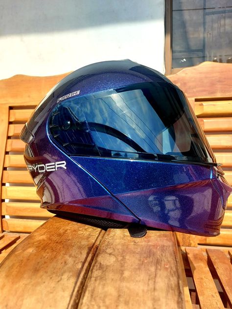 Spyder Force Helmet Chroma Blu #chameleon #purple #chroma #Spyder #spyderforce #chromablu Purple Motorcycle Helmet, Purple Helmet, Purple Motorcycle, Biker Helmets, Helmet Paint, Cartoon Profile, Cartoon Profile Pics, Profile Pics, Motorcycle Helmets