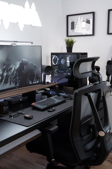 Gaming Room Ideas For Boys, Work Setup, Design Flyers, Gaming Design, Setup Gaming, Computer Desk Setup, Home Studio Setup, Desktop Setup, Bedroom Setup