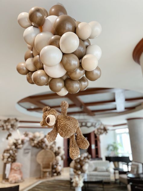 Hanging Teddy Bear Balloon, Hanging Bear With Balloons, Teddy Bear Hanging From Balloons, Teddy Beat Baby Shower Decor, Teddy Bear Birthday Backdrop, Bear Hanging From Balloons, Baby Bear Baby Shower Theme, Teddy Bear Themed Baby Shower Ideas, Teddy Bear Baby Shower Theme Boy