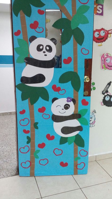 Panda Door Decorations Classroom, Classroom Door Decoration Ideas Creative, Panda Classroom, Preschool Door, Panda Theme, Class Door, Preschool Rooms, School Door Decorations, School Doors