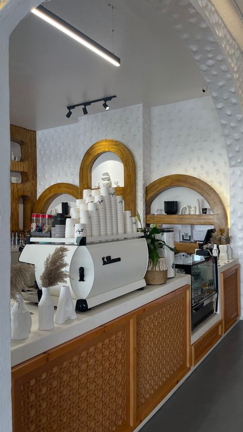 #decoration #coffee #aesthetic Moroccan Coffee Shop, Arabic Coffee Shop, Acai Shop, Arabic Cafe, Cafe Owner, Cafe Vibes, Bakery Design Interior, Arabic Coffee, Beach Cafe