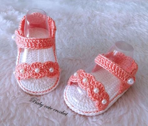 Crochet Baby Girls, Crochet Baby Booties Pattern, Crochet Baby Boots, Sandals Patterns, Crochet Shoes Pattern, Crochet Baby Sandals, Crochet Baby Shoes Pattern, Baby Shoes Pattern