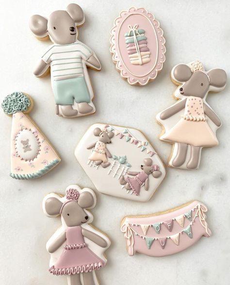 Chocolate Baby Girl, Maileg Party, French Themed Birthday, Ballerina Baby Showers, Sugar Cookie Cakes, Icing Transfers, Maileg Mouse, Chocolate Babies, Birthday Theme Ideas