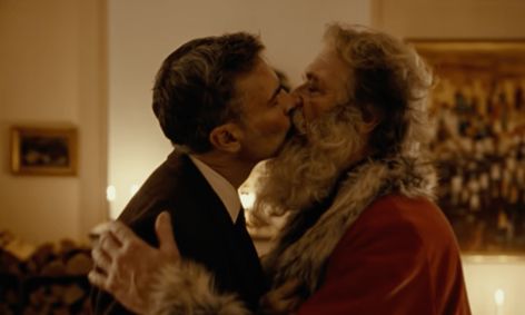 Posten Christmas ad: heartwarming gay Santa video goes viral Santa Video, Queer Love, Christmas Adverts, Gay Christmas, Make Out Session, In The Feels, Meet Santa, Christmas Campaign, Get A Boyfriend