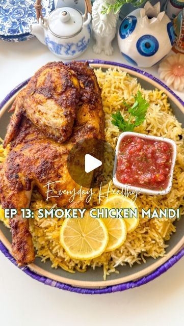 Mandi Rice Chicken, Chicken Salan, Chicken Mandi Recipe, Mandi Rice, Mandi Recipe, Chicken Mandi, Black Pepper Chicken, Ginger Garlic Paste, Red Chilli Powder