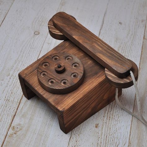 Telephone Photography, Wooden Ride On Toys, Driftwood Art Sculpture, Winter Products, Play Wood, Telephone Vintage, Mini Phone, Best Kids Toys, Wood Desk