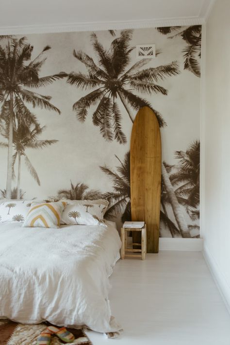 Surf Bedroom, Decoration Surf, Surfer Room, Surf Room Decor, Deco Surf, Surf House Decor, Surf Room, Beach Themed Bedroom, Beachy Room