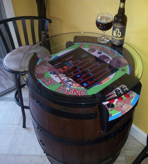 The coolest Donkey Kong cabinet ever created. - Imgur Donkey Kong Arcade Machine, Arcade Diy, Pallets Furniture, Pub Ideas, Barrels Diy, Arcade Table, Wine Barrel Table, Gaming Tables, Nerd Cave