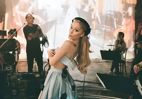 Ariana Grande London, Ariana Grande Yours Truly, Frankie Grande, Lgbt Equality, Ariana Grande Wallpaper, Ariana Grande Photoshoot, Ariana Grande Pictures, Big Sean, Eternal Sunshine