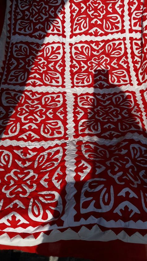 Sindhi tuk design Sindhi-tuk-rillee-design Sindhi Tuk Design Dress, Sindhi Aesthetic, Sindhi Embroidery Design, Sindhi Culture, Sindhi Embroidery, Crewel Embroidery Tutorial, Plain Suit, Indian Motif, Applique Art