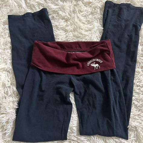 vintage abercrombie flare pants!🩶  these are so cute... - Depop Abercrombie Fitch Aesthetic, Cute Clothes Aesthetic, 2000s Pants, Y2k Closet, Vintage Abercrombie And Fitch, Vintage Bottoms, Y2k Bottoms, Flare Sweatpants, Cute Bottoms