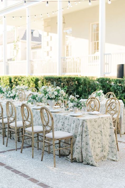 Flora Basil Table Linen | Stradley Davidson Linen Collective | Outdoor Wedding Reception - Charleston SC Charleston Wedding Reception, Green Wedding Inspiration, Charleston Sc Wedding, Tablescape Inspiration, Garden Wedding Decorations, Outdoor Wedding Reception, Table Top Design, Wedding Leaves, Coastal Wedding