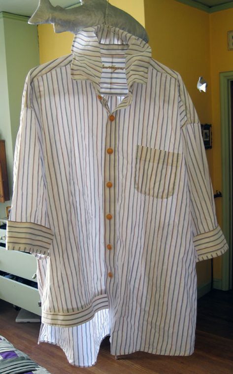 Upcycle Mens Dress Shirt, Thrift Store Fashion Diy, Recycled Mens Shirt, Thrift Store Fashion, Recycled Shirts, Mens Shirt Refashion, Upcycle Clothes Diy, Art Textiles, Upcycle Shirt