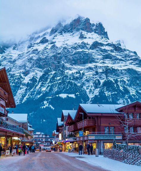 SWITZERLAND VACATIONS 💯% 🇨🇭 on Instagram: “Grindelwald, Jungfrau seen by Amir (📷: @amir_asani13) ❄️⛄️ #Switzerland_Vacations 🇨🇭” Grindelwald Switzerland, Switzerland Vacation, Amazing Places On Earth, Ski Vacation, Switzerland Travel, Oregon Travel, Vacation Photos, Winter Travel, Beautiful Places To Travel