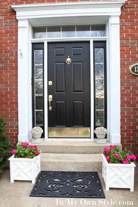 Are you planning to move and want to sell your house quickly? I am sharing my tips on how to sell a house. Mine sold in 10 days  | In My Own Style Black Front Door With Sidelights, Painting Metal Doors, Metal Doors Exterior, Black Front Door, Metal Front Door, Red Front Door, Black Front Doors, Front Door Entrance, Painted Front Doors