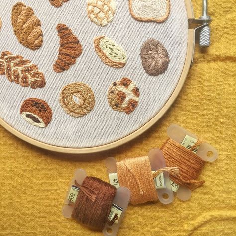 Bread Embroidery, Painting Studies, Simple Painting, Hand Embroidery Projects, My Sketchbook, Cute Embroidery, Embroidery Inspiration, Punch Needle, Canvas Art Painting