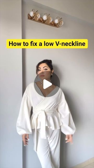 FASHION ╳ OUTFIT ╳ LIFESTYLE on Instagram: "Uncomfortable with low V-necks? 🤔 This simple hack will change your life! Try it and let me know how it works for you! 👇 Like this if you’re saving this for later! ❤️ Huge thanks to @tanisthabasu for the inspiration! 🙌

v-neck hack, fashion hacks, styling tips, clothing hack, low neckline, outfit ideas, style inspiration, effortless style, wardrobe solutions, fashion tips.

#vnneckhack #fashionhack #stylingtip #stylehack #clothinghack #lowneckline #fashiontips #styletips #easystyle" Neckline Outfit, Hack Fashion, Wardrobe Solutions, Hacks Clothes, Low Neckline, Fashion Hacks, Fashion Hacks Clothes, Clothing Hacks, Styling Tips