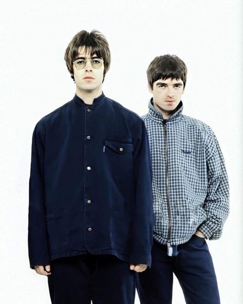 Oasis Brothers, Aesthetic Boy Names, Grunge Boy Aesthetic, Liam Gallagher Noel Gallagher, Oasis Live Forever, Oasis Live, Let There Be Love, British Aesthetic, Oasis Band