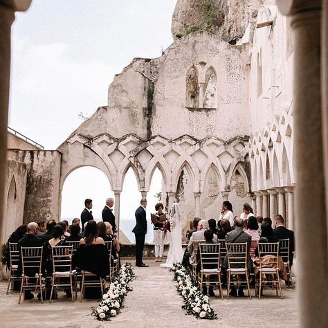 Joy | Wedding Websites & More on Instagram: “When your venue is your "something old." 😍 📸: @lucasandcophotography” Dark Wedding Theme, Amalfi Italy, Amalfi Coast Wedding, Country Blue, Cute Wedding Ideas, Italy Photo, Blue Bridesmaid Dresses, Castle Wedding, Destination Wedding Planner