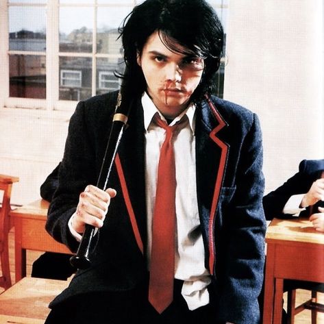 Gerard Way Pfp, Mcr Gerard, Gee Way, I Love Mcr, Emo Boy, Not Okay, Gerard Way, Gender Envy, My Chemical