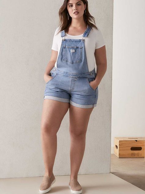 Shorts Outfit Plus Size, Overall Shorts Outfit, Short Denim Overalls, Pants For Work, Denim Vests, Jean Capris, Plus Size Denim, Outfit 90s, Short Denim