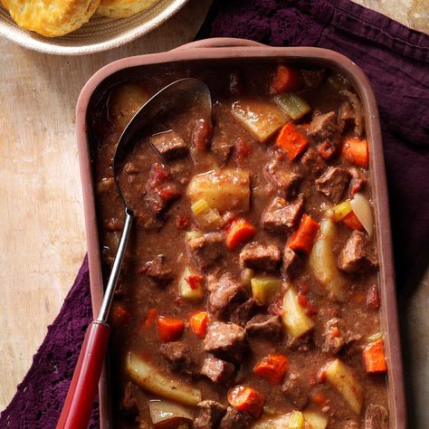 Hearty Baked Beef Stew Recipe -This is such an easy way to make a wonderful beef stew. You don't need to brown the meat first—just combine it with hearty chunks of carrots, potatoes and celery...and let it all cook together in a flavorful gravy. My daughter Karen came up with the recipe for her busy family. —Doris Sleeth, Naples, Florida Baked Stew, Oven Baked Beef Stew, Baked Meats, Baked Beef Stew, Farm Meals, Sipping Soup, Oven Beef Stew, Halogen Oven, Carrots Potatoes